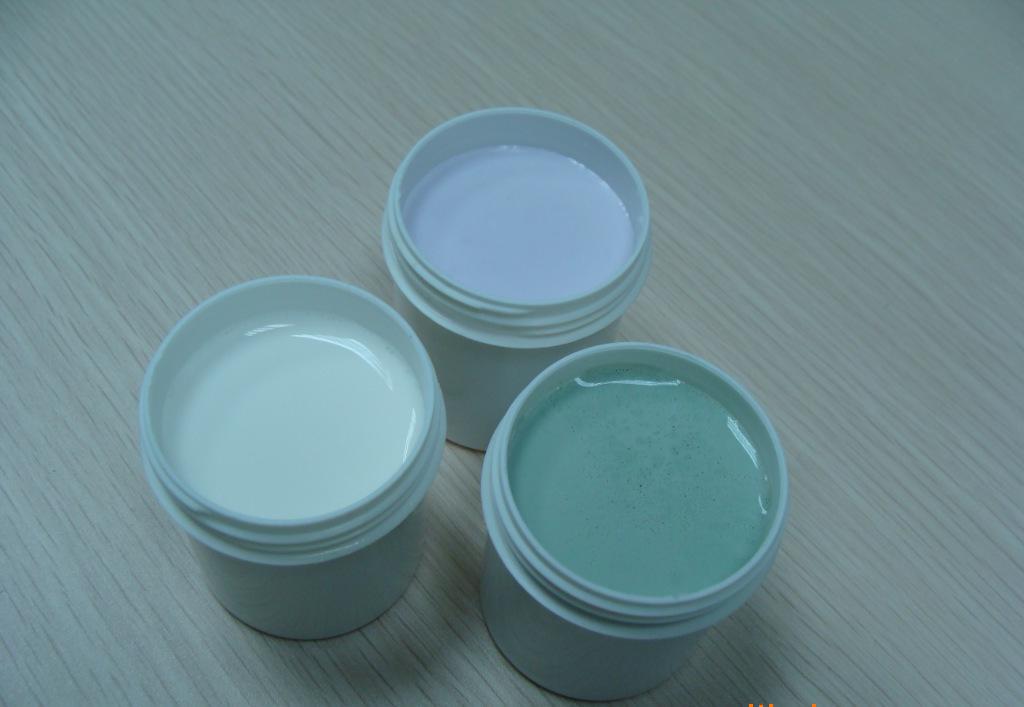 uv油墨.jpg uv油墨.jpg